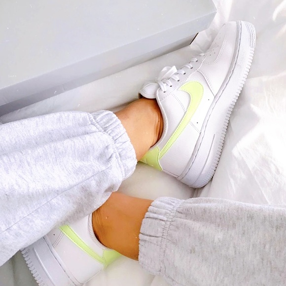 Nike Air Force 1 low - Picture 3 of 8